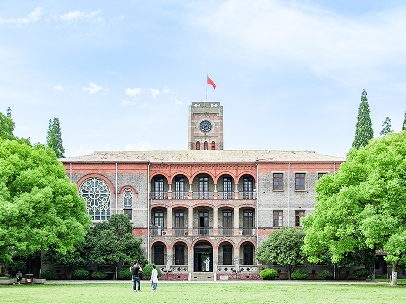 学校
